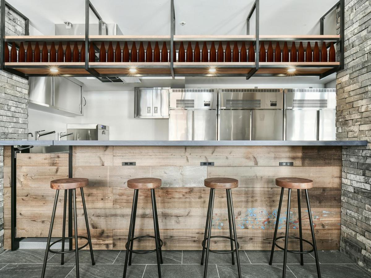 Vessel Inn Namba Осака Екстериор снимка