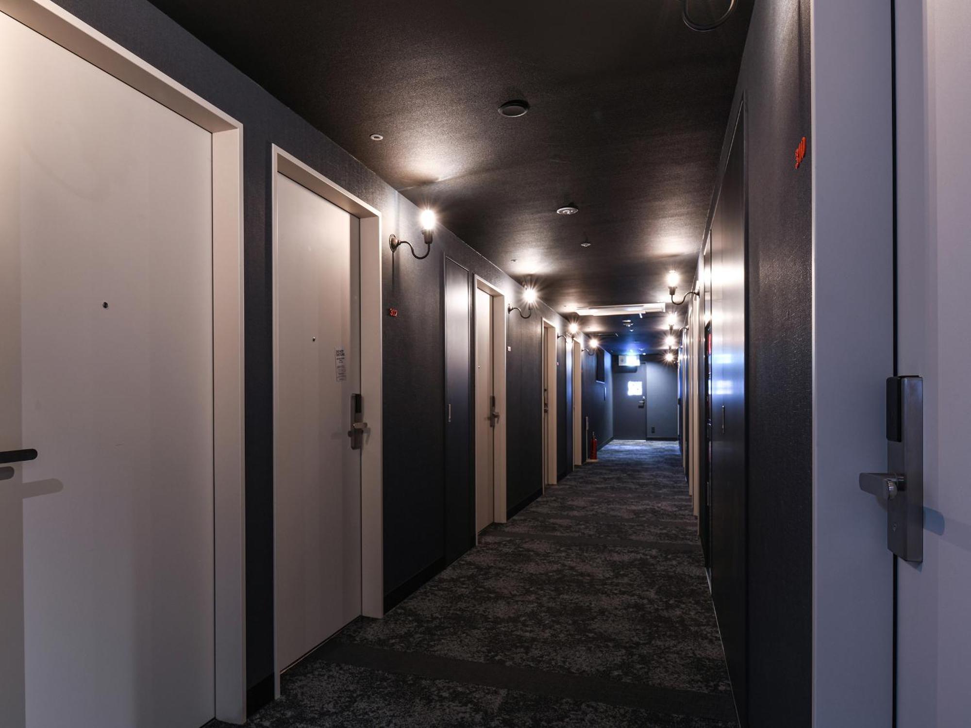 Vessel Inn Namba Осака Екстериор снимка